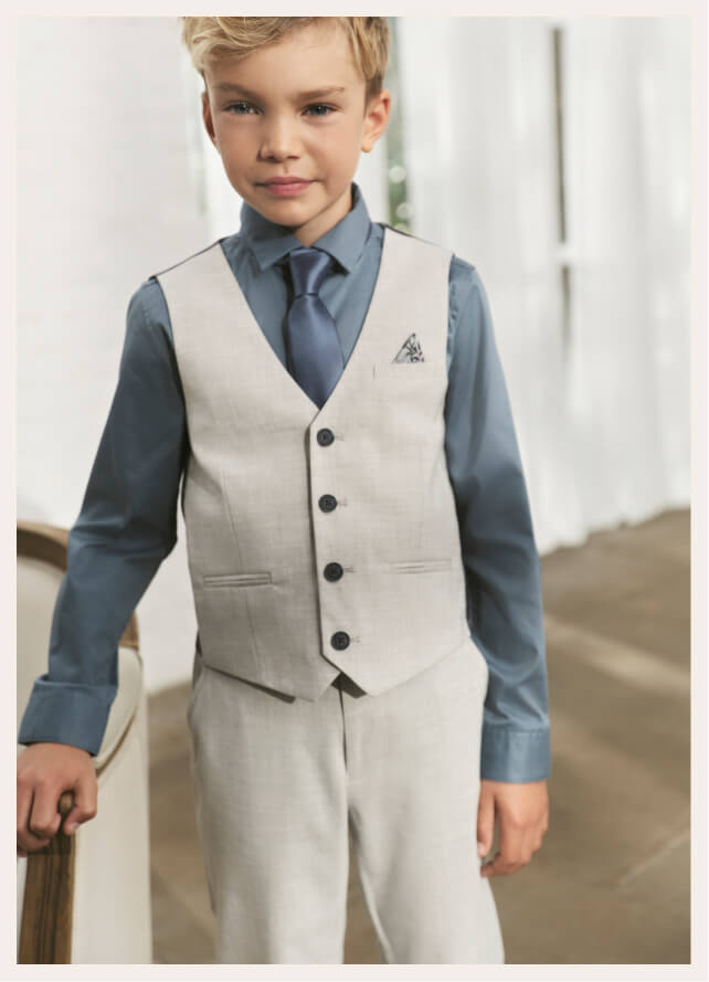 Communion-West-Jungen